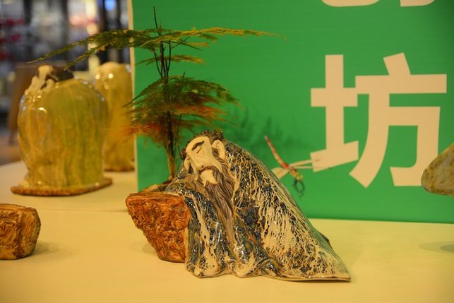 【焦點圖、旅遊文體】廣西首家文創藝術街區——蓮藕文創藝術街區開市 【焦點圖、旅遊文體】廣西首家文創藝術街區——蓮藕文創藝術街區開市