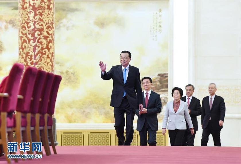 李克強:人民政府工作的出發點落腳點就是保障和改善民生