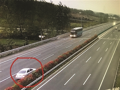 (社會廣角列表 三吳大地南京 移動版)司機高速公路駕車逆行7公里被行拘 (社會廣角列表 三吳大地南京 移動版)司機高速公路駕車逆行7公里被行拘