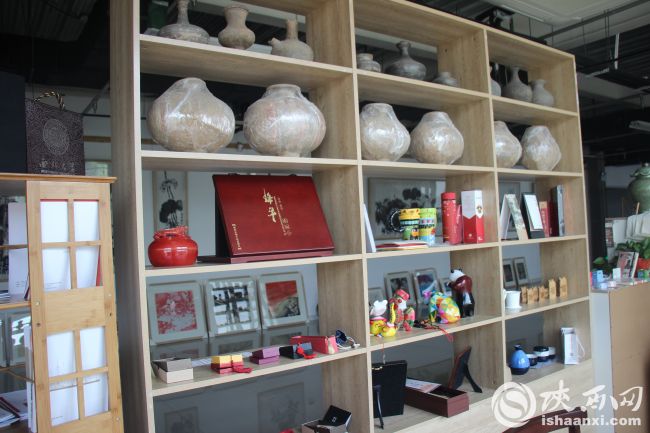 【專題 陜西自貿區 新聞速遞 加摘要】自貿區1週年|“共享圖書”助推西安文化大發展