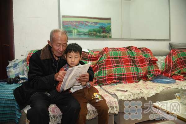【網絡媒體走轉改】73歲老人講述他爺爺和紅軍的一面之緣