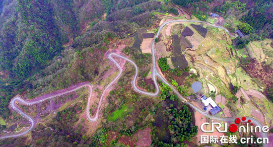【區縣聯動】【石柱】公路富山民 重慶石柱紮實推進交通扶貧工作【區縣聯動　列表】重慶石柱紮實推進交通扶貧工作【