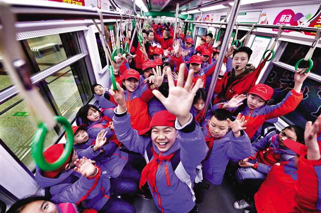 【焦點圖】重慶市青少年校外教育工作開創新局面