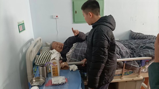 石外學子張藝嘉：發揚中華民族傳統 做尊老愛老的好少年_fororder_圖片5