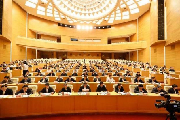 省委省政府重點工作推進落實情況視頻會議召開