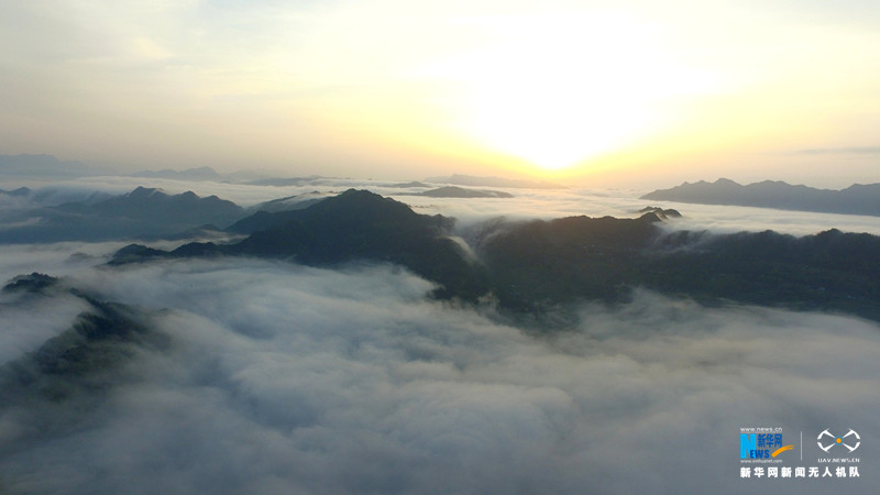 航拍湖北恩施毛壩鎮楠木村雲海山村