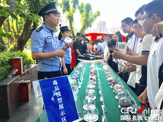 【法制安全】重慶渝中警方：加強警校聯動 共建平安校園