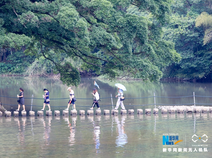 福建南靖：土樓申遺成功十年 景區村民“鼓了腰包”