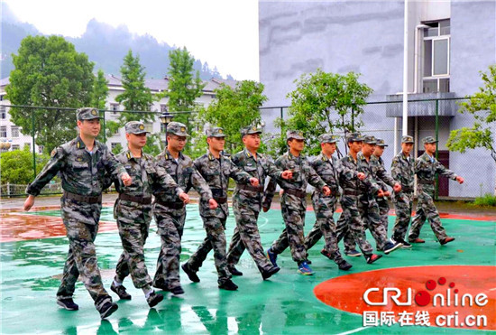 【法制安全】重慶石柱馬武鎮：應急分隊冒雨演練備“處突”