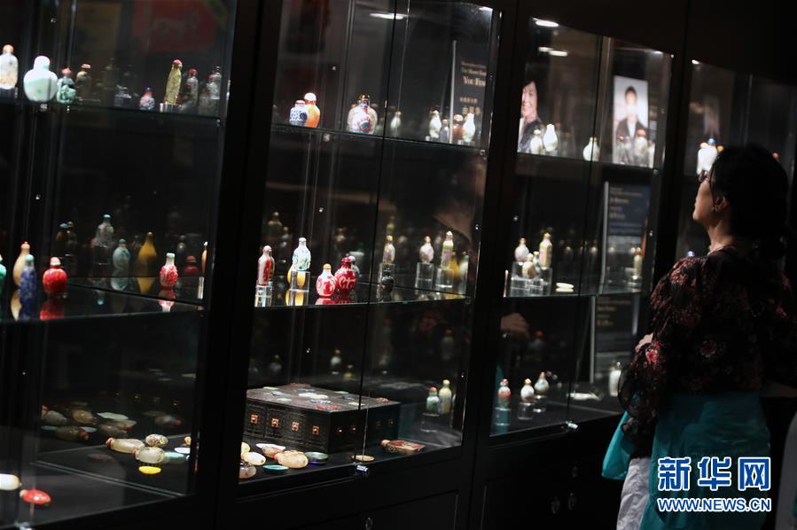 第11屆國際古玩展在香港舉行
