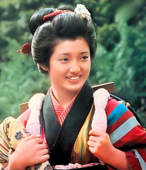 10位女星的70、80、90年代