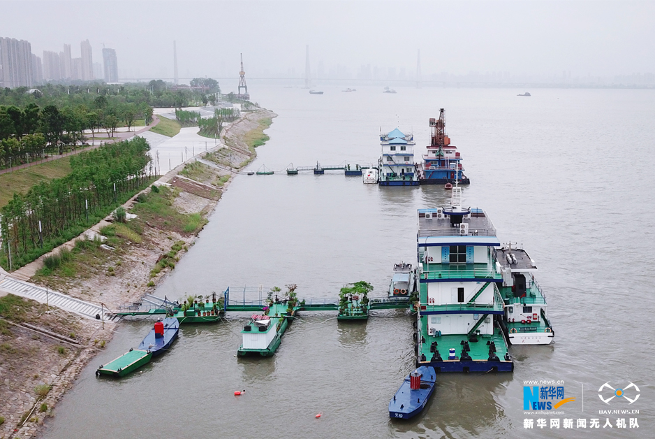 守護航標 照亮航程——航拍武漢天興洲航道維護基地