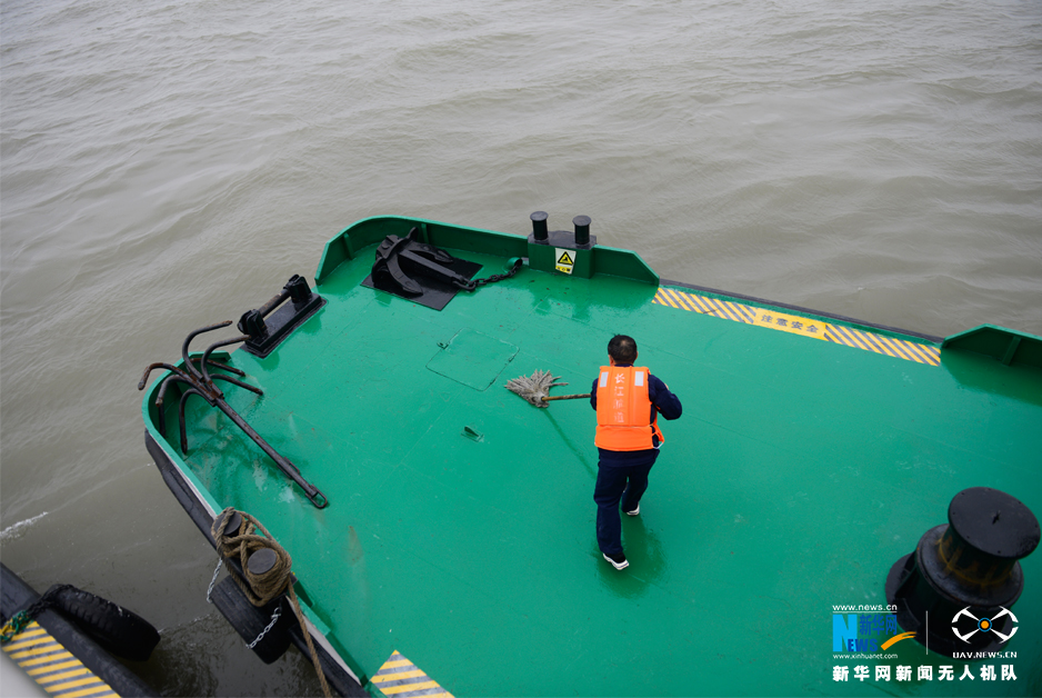 守護航標 照亮航程——航拍武漢天興洲航道維護基地