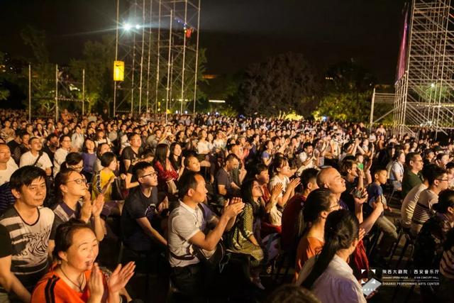 【三秦大地 西安+移動列表】50000+凝神專注 3次謝幕 他們重新定義了“戶外公演”