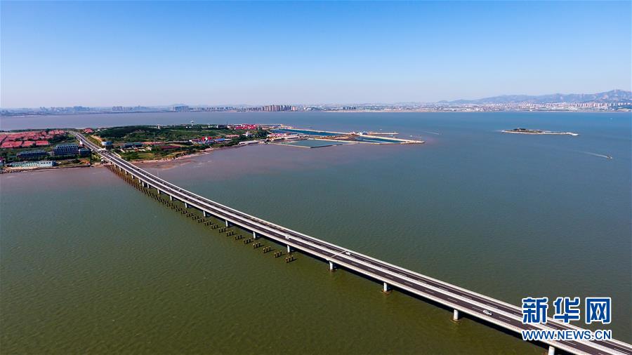 鳥瞰青島膠州灣大橋