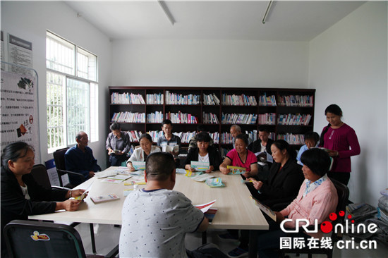 【社會民生】重慶萬盛青年鎮圖書分館為農家書屋補充科技圖書