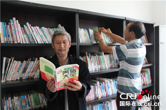 【社會民生】重慶萬盛青年鎮圖書分館為農家書屋補充科技圖書