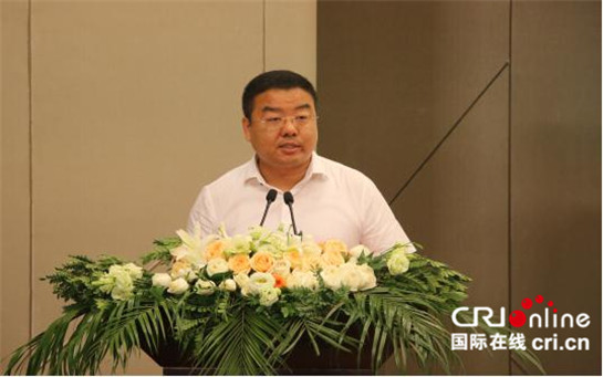 【考古 加顯示圖】黃氏聚·人文始·薪火傳 世界黃氏總商會向黃帝陵國家文化公園捐贈族譜