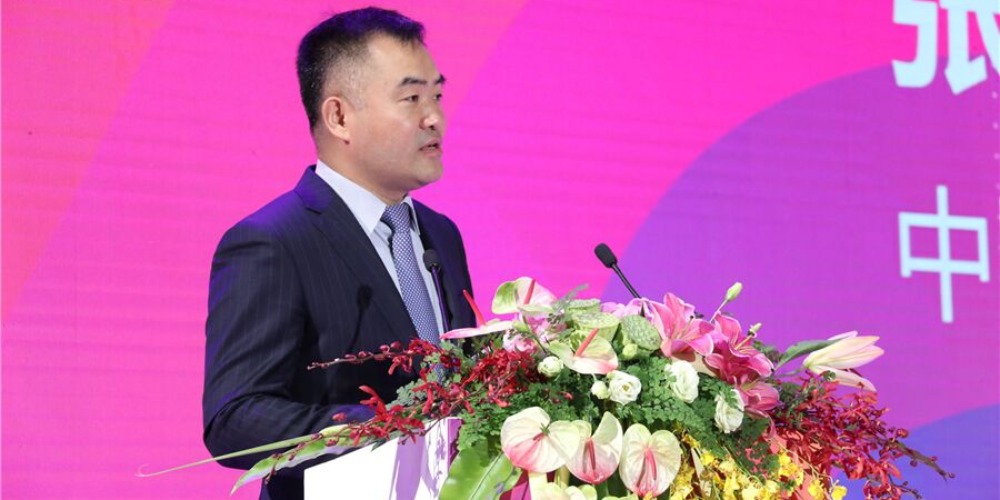 圖片默認標題 圖片默認標題_fororder_10張慶輝希望中國時尚産業能夠通過本屆中國時尚大會吸納更多新的元素。