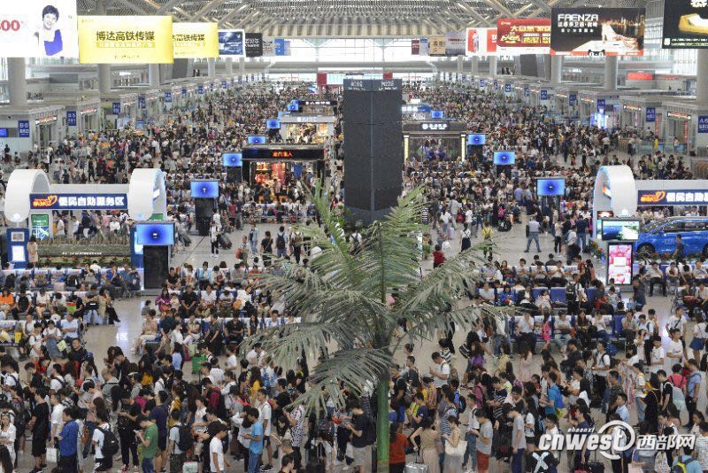全國鐵路今起實行新運行圖 西安北至昆明南首發