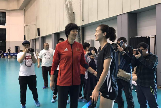 女排首訓郎平現身 全力備戰東京奧運