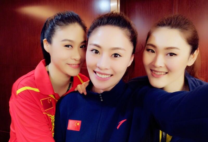 女排3位女神相聚 這顏值依舊逆天