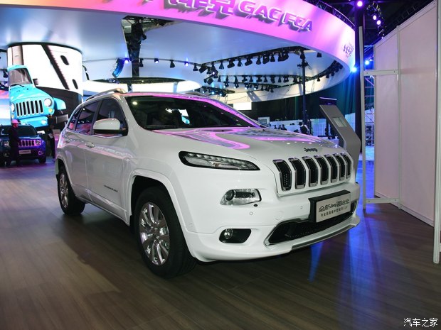 售20.98-31.98萬 Jeep新款自由光上市