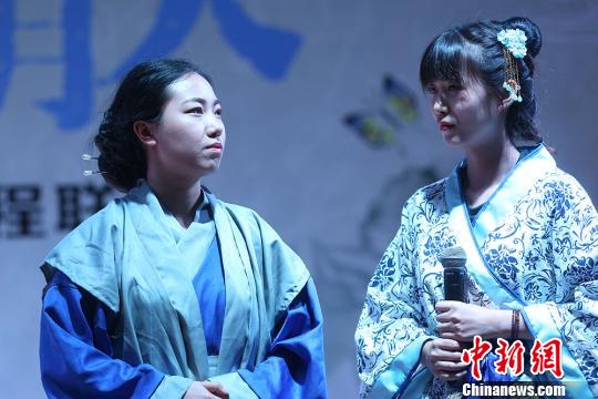 （教育 三吳南京）學生搶眼南京高校“女性詩歌情景劇”課程聯展