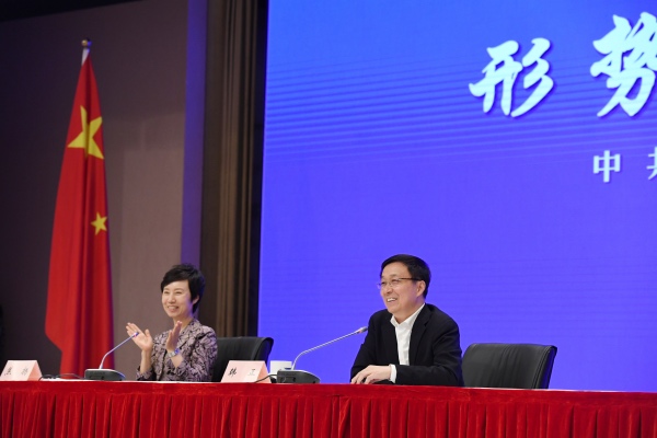 圖片默認標題