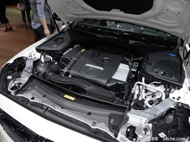 奔馳新E級Coupe共3款車型 或預售57萬起