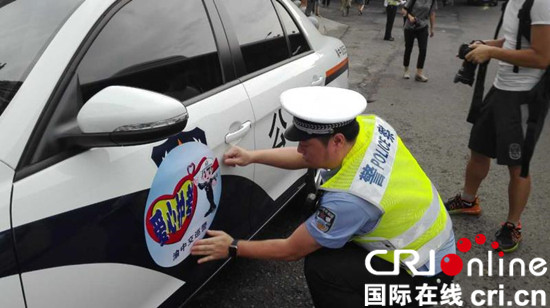 已過審【社會民生】渝中警方五舉措護航高考 送考車可享綠色通道