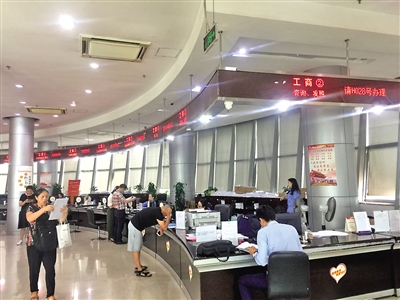 【社會民生】排隊長龍消失 群眾辦事更便捷