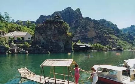 【行遊巴渝】盛夏消暑 去重慶周邊這些劃船聖地浪起來