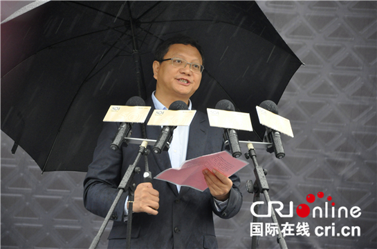 【灃東專題　探秘西北第一高　顯示圖在稿件最下方】 （頁面標題）501米“西北第一高”　（內容頁標題）展望新地標 501米“西北第一高”中國國際絲路中心項目破土開建