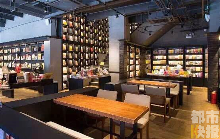 【焦點圖 顯示圖在稿件最下方】西安有家“網紅”書店 24小時不打烊暢遊書之海洋