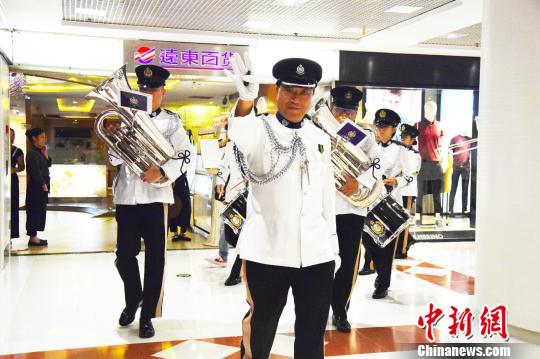 【聚焦重慶】香港警察樂隊首次赴重慶演出