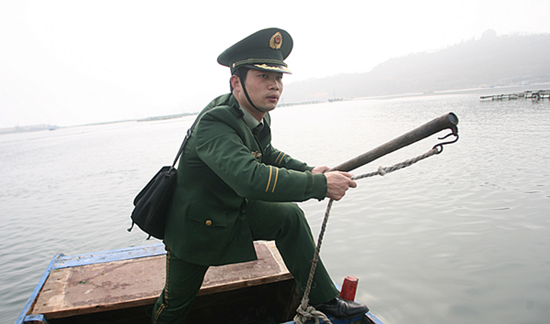 許顯朝獲“十大邊防衛士”榮譽稱號_fororder_d5537f30b3c2c5d17d77920c368fefb8_副本
