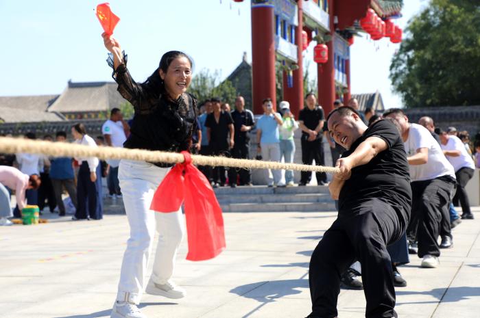 濱州：農民趣味運動會慶豐收