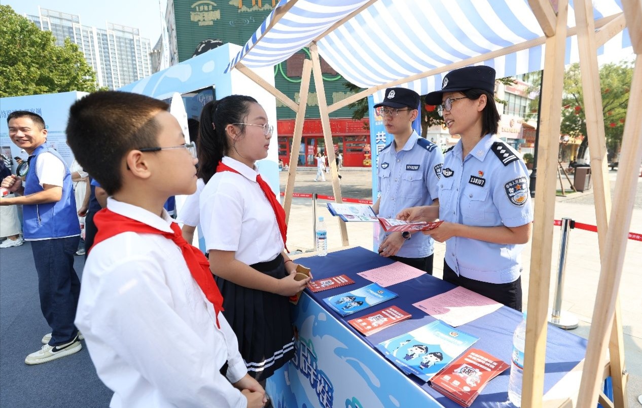 2025山東網絡舉報辟謠宣傳周“e聲辟謠•澄清謬誤”主題活動在濟南舉辦_fororder_WechatIMG307