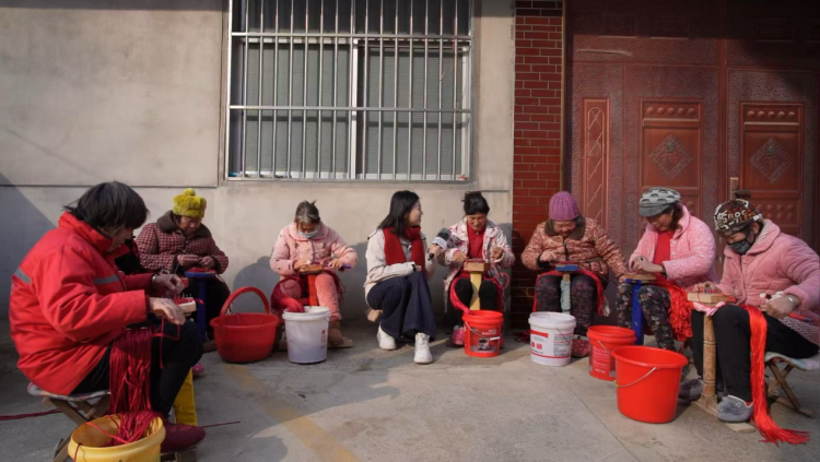 年産值18億元 山東“中國結藝之鄉”産銷兩旺迎新春