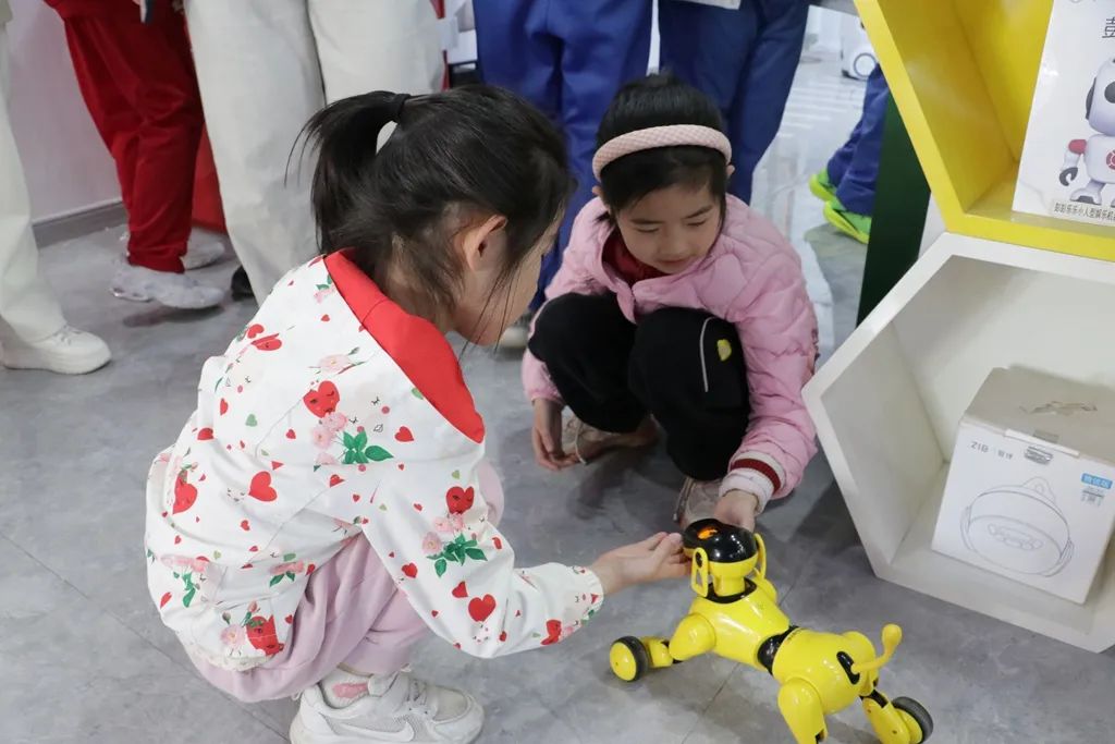 濟寧：文化服務“沉下去” 群眾幸福“提起來”_fororder_02-15