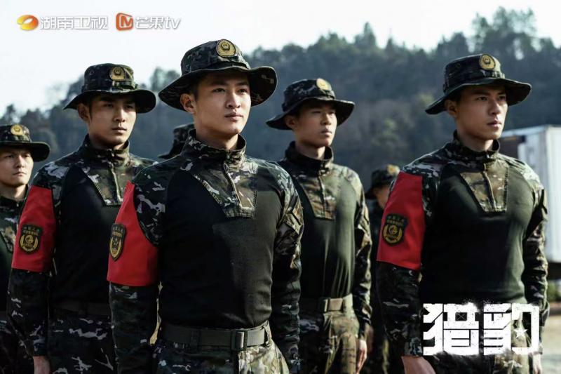 五百導演硬核軍旅劇《獵豹》定檔 null