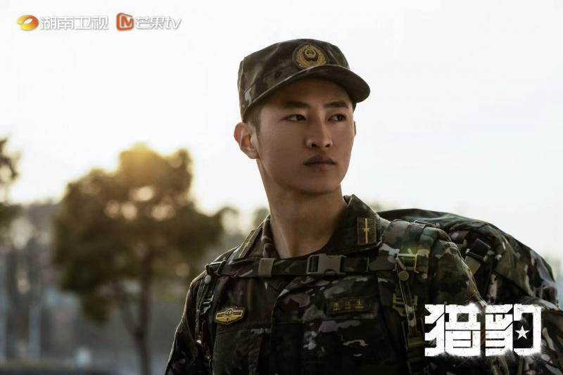 五百導演硬核軍旅劇《獵豹》定檔 null