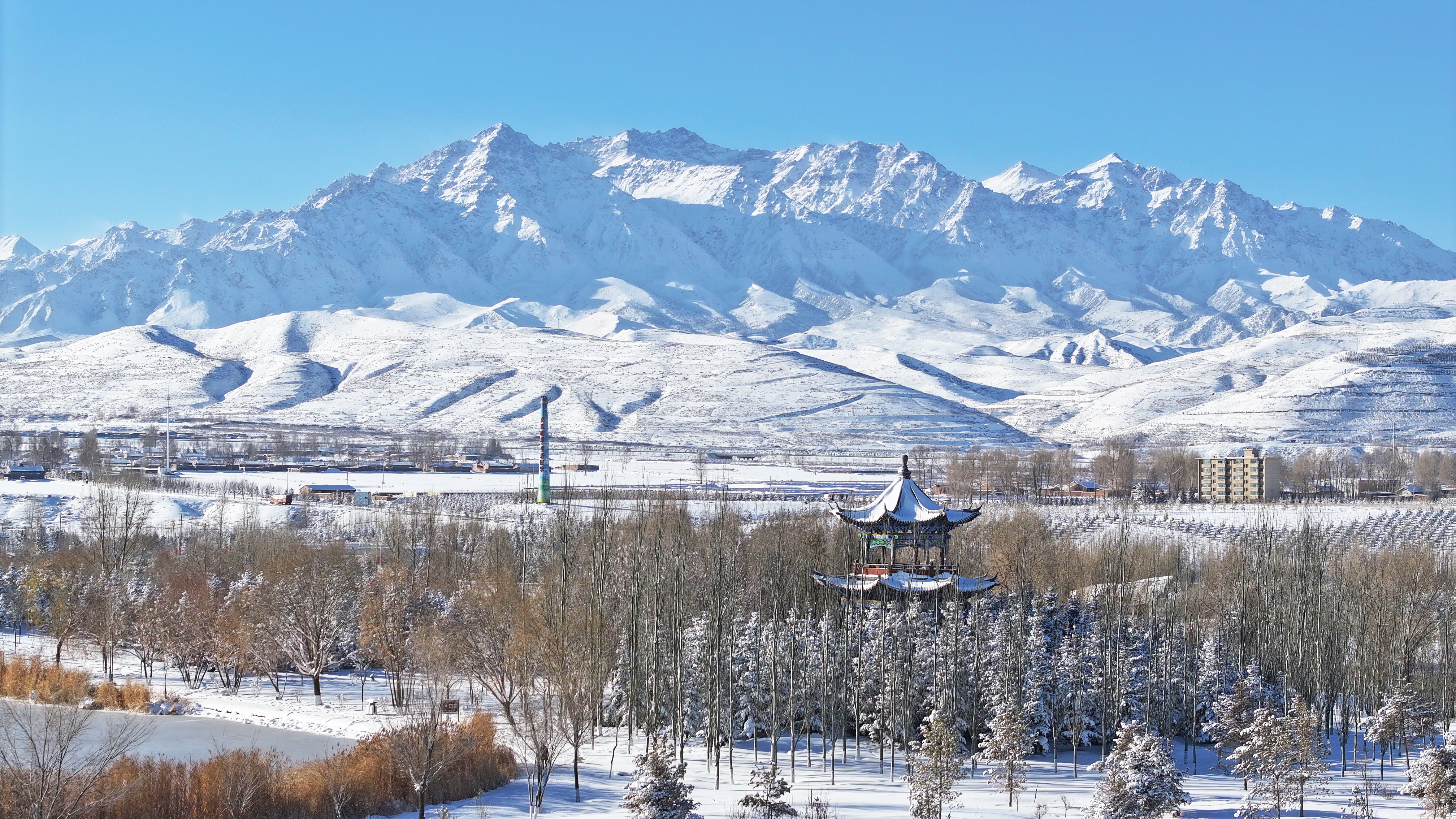 甘肅民樂：雪後小城美景如畫