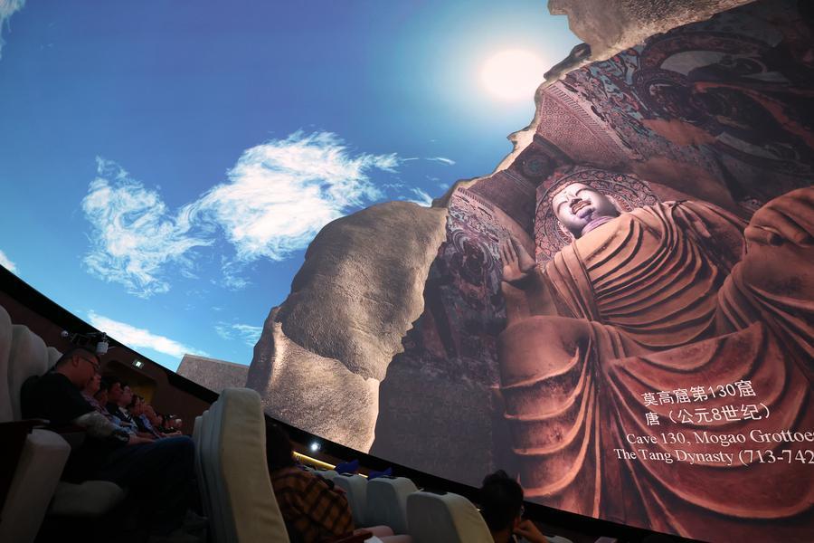 飛閱中國·城記|什麼是敦煌?