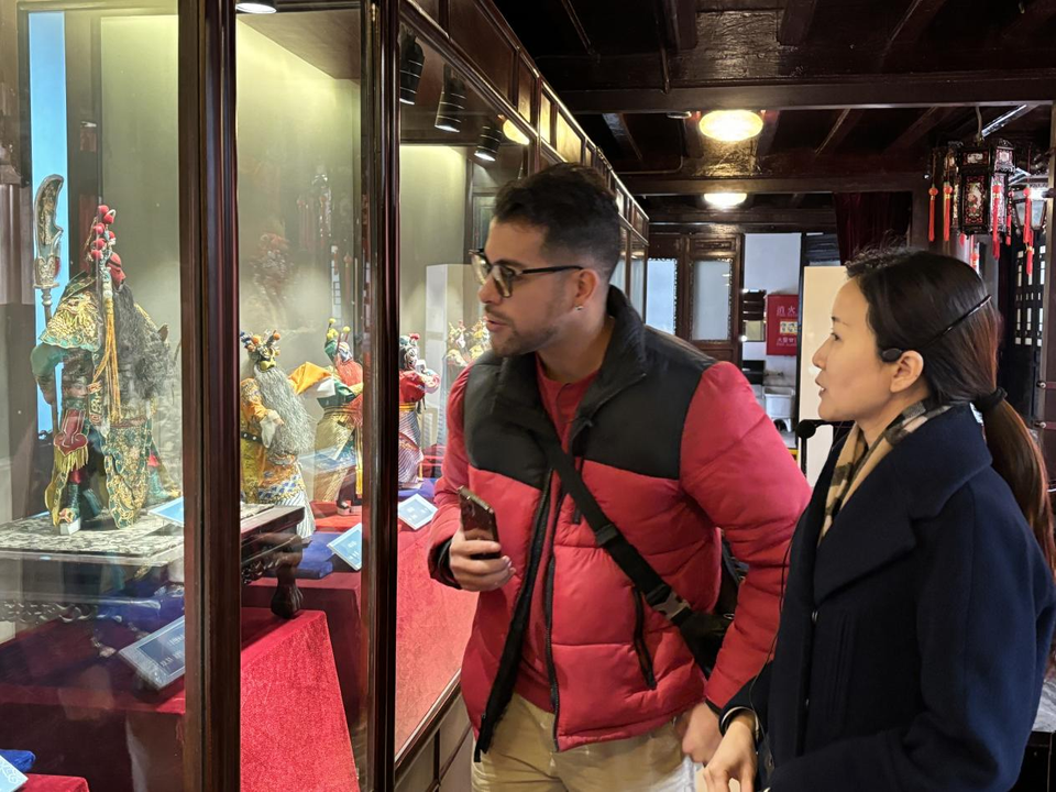 津彩過大年 | 小龍哥的本命年 巳巳如意 事事吉祥