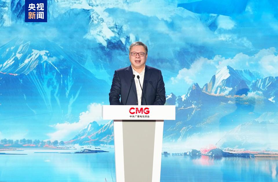 出發！中央廣播電視總臺“乘著大巴看中國·西藏行”大型融媒體活動啟動