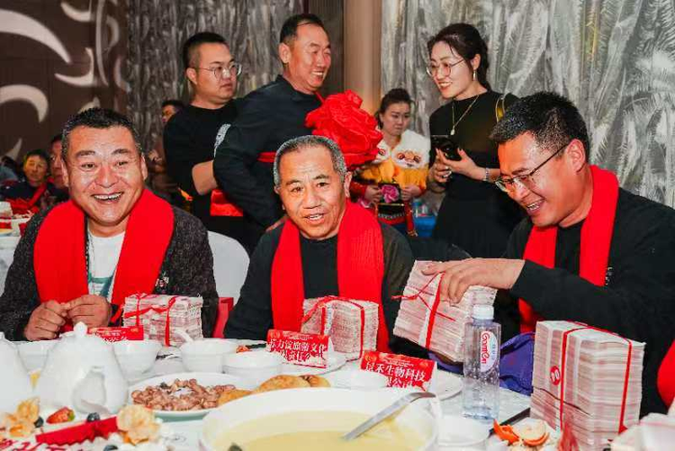 捐出9830萬積分！一個手環裏的“養老經”