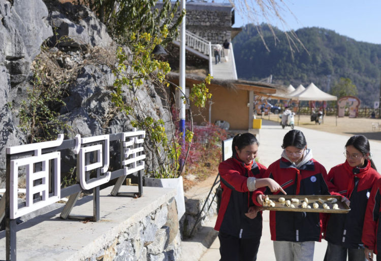 走好中國式現代化關鍵一程——從全國兩會看“十五五”規劃新圖景