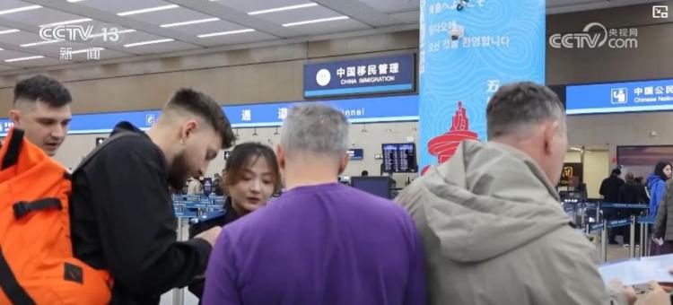 年味濃、人氣旺、活力足！2026年春節消費市場交出亮眼答卷